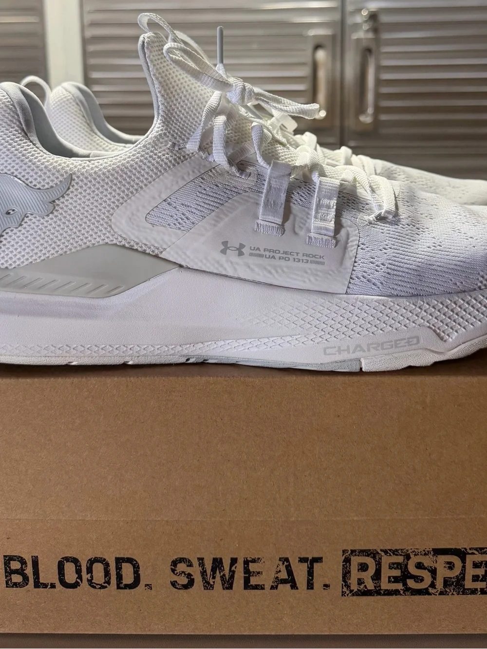 Under Armour Men’s White Lightweight Training Sneakers